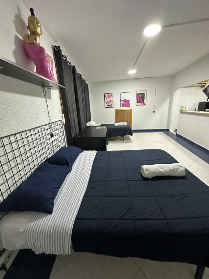 Apartamentos Mediavilla Madrid Bagian luar foto