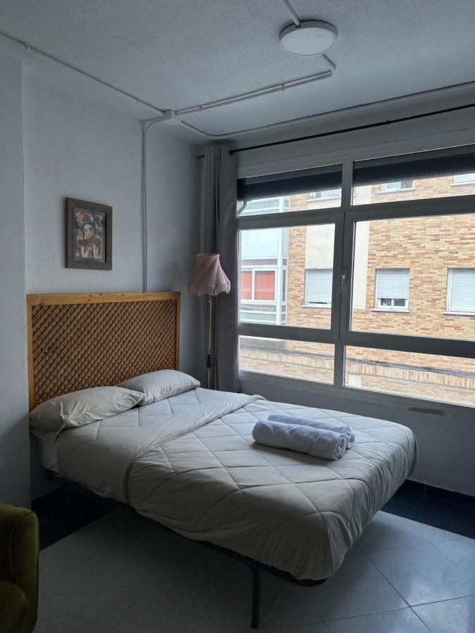 Apartamentos Mediavilla Madrid Bagian luar foto