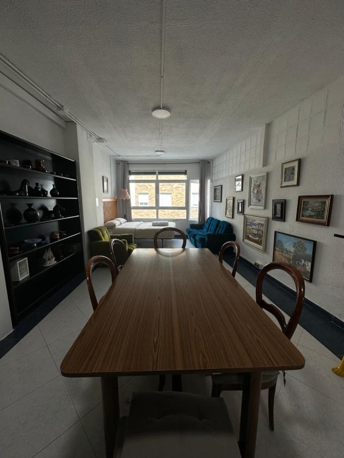 Apartamentos Mediavilla Madrid Bagian luar foto